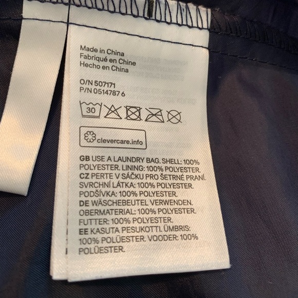 H&M Girls Navy Blue with Cherry Sequins Twill Skirt (6-8 yrs) - Picture 5 of 5